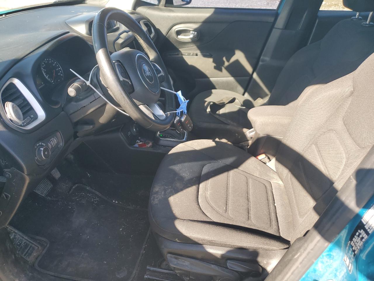 2021 Jeep Renegade - Image 7
