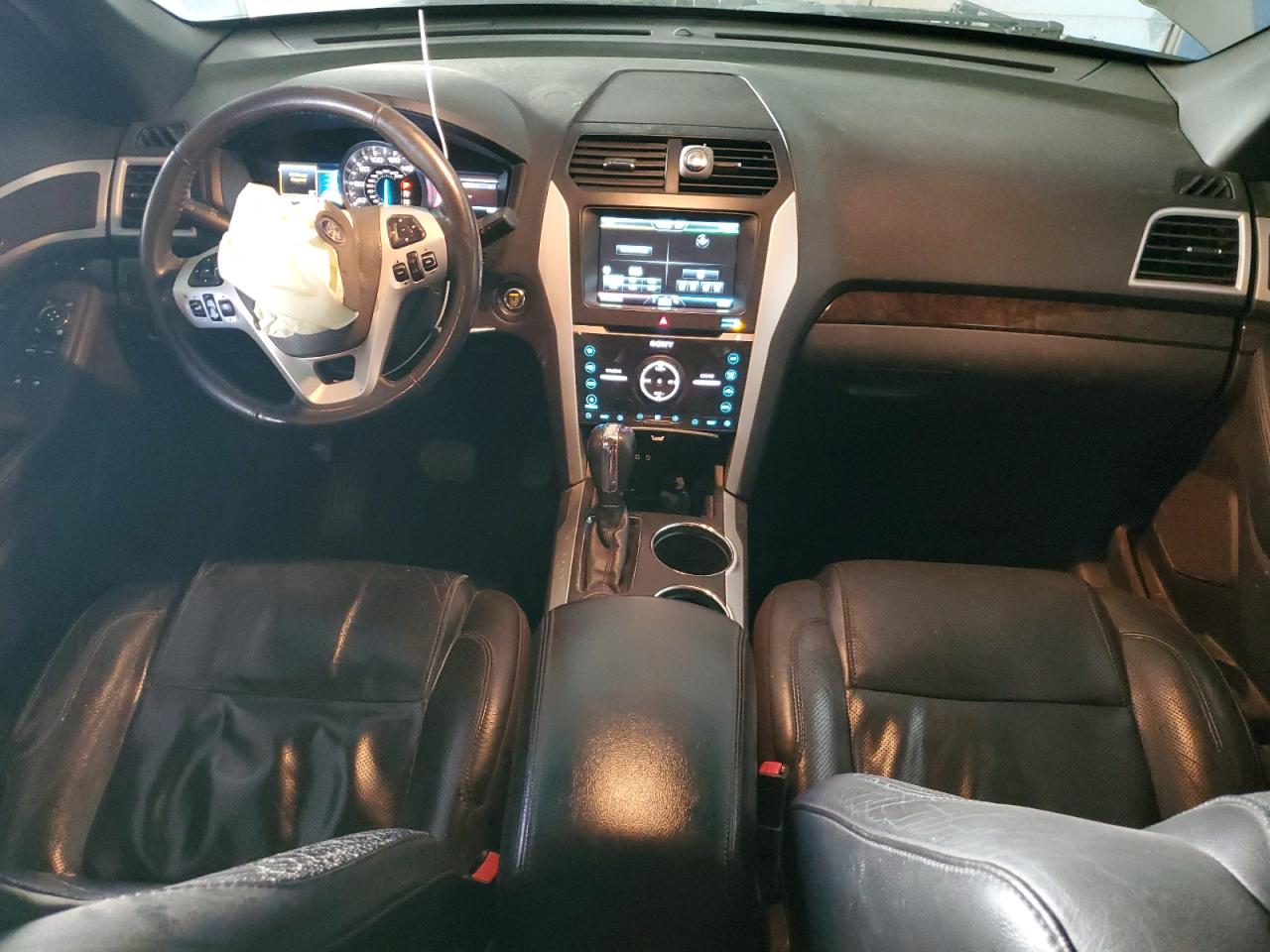 2011 Ford Explorer - Image 8