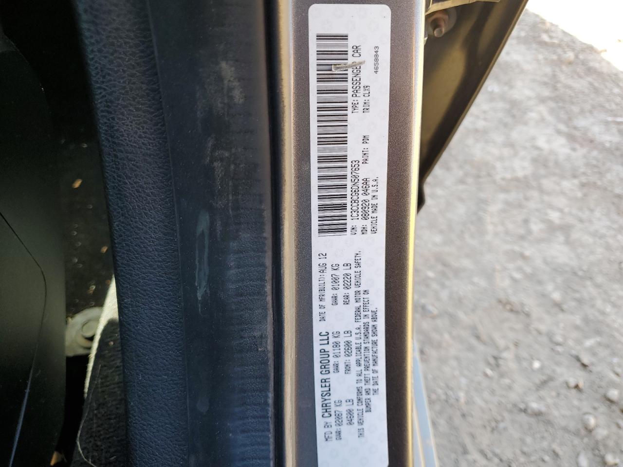2013 Chrysler 200 - Image 12