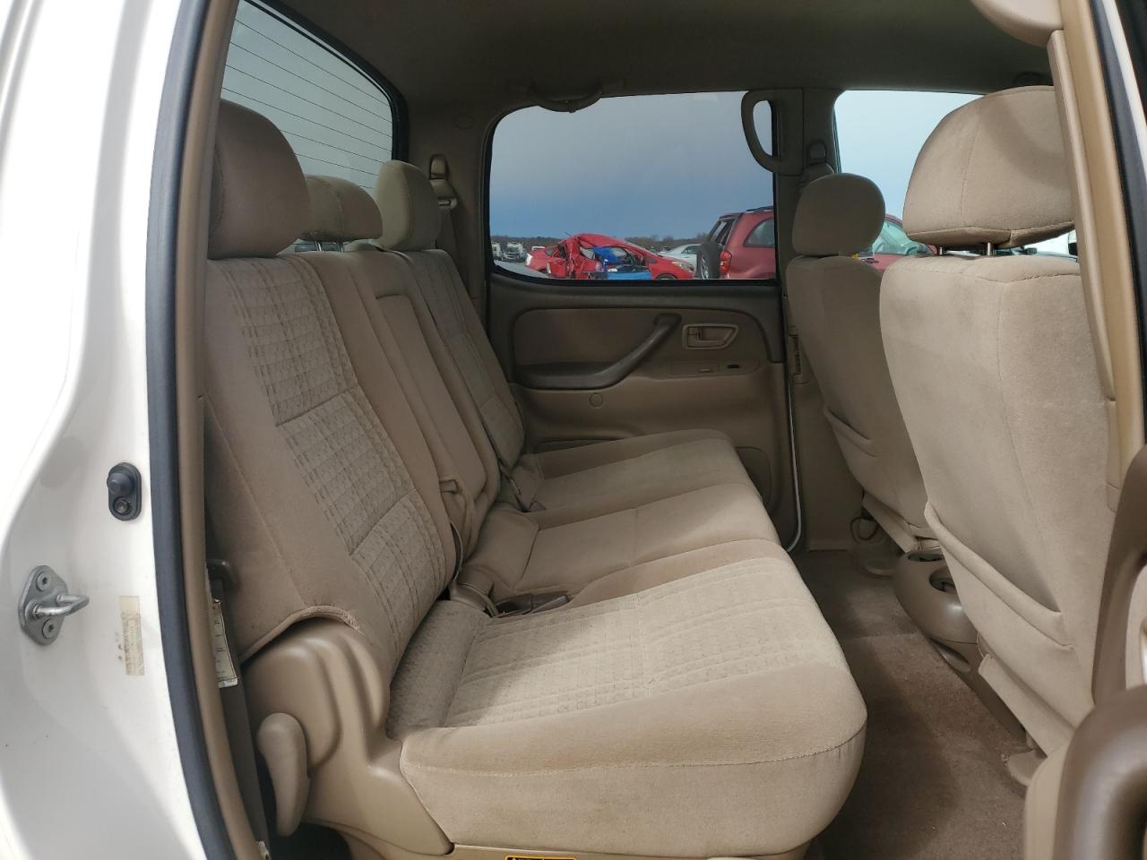 2004 Toyota Tundra - Image 11