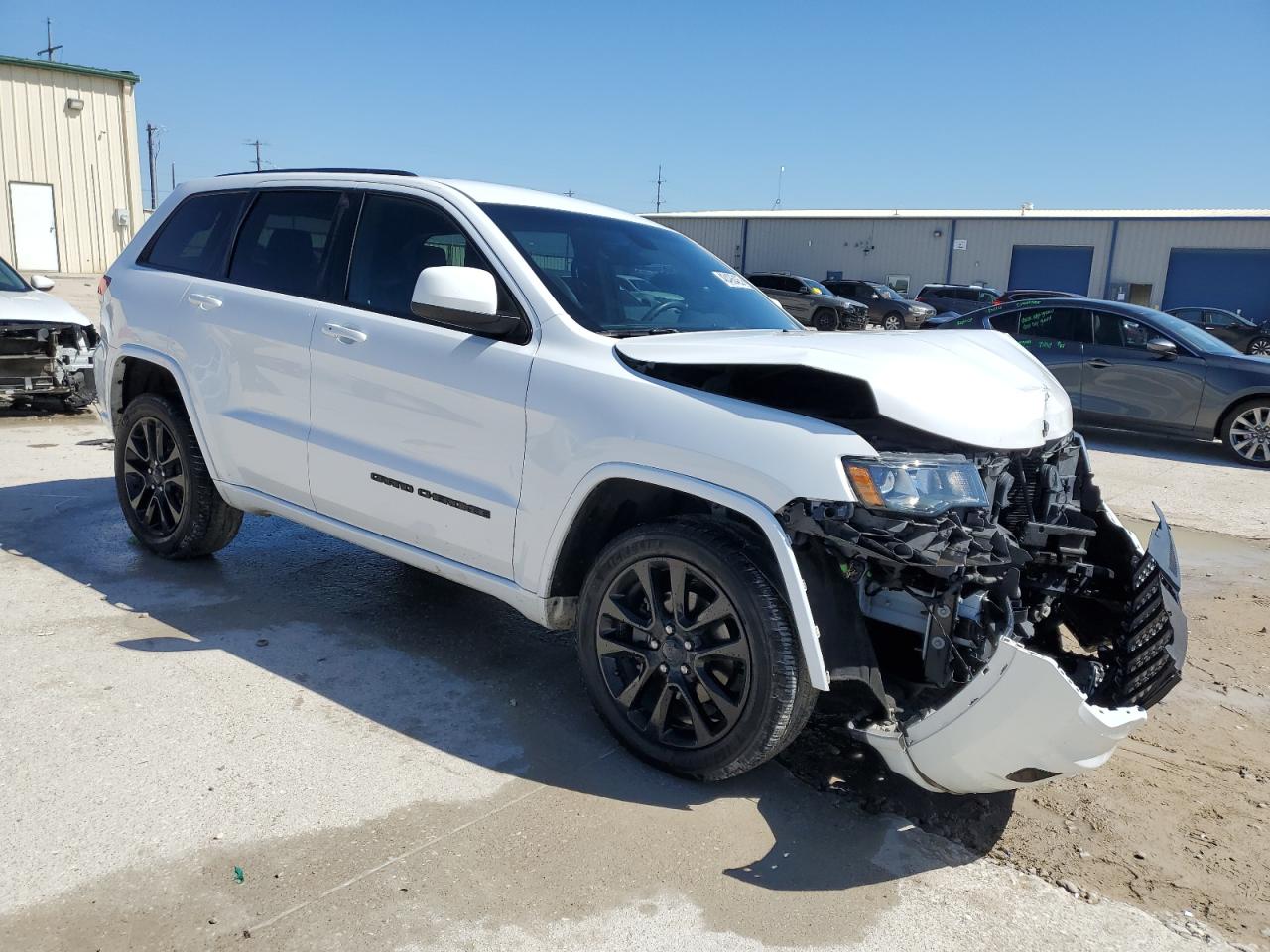 2018 Jeep Grand Cherokee - Image 4