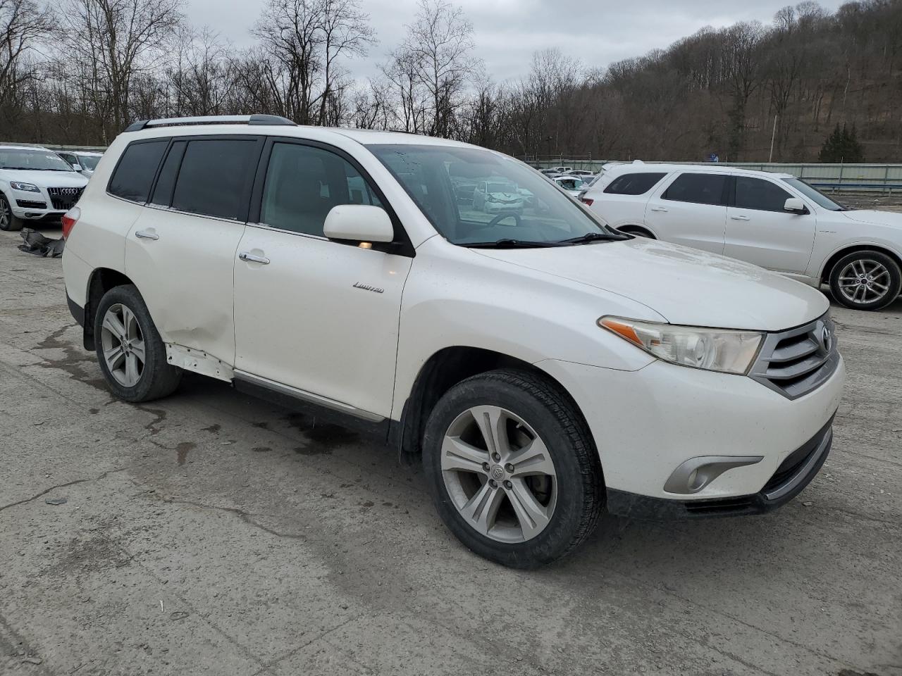 2013 Toyota Highlander - Image 4