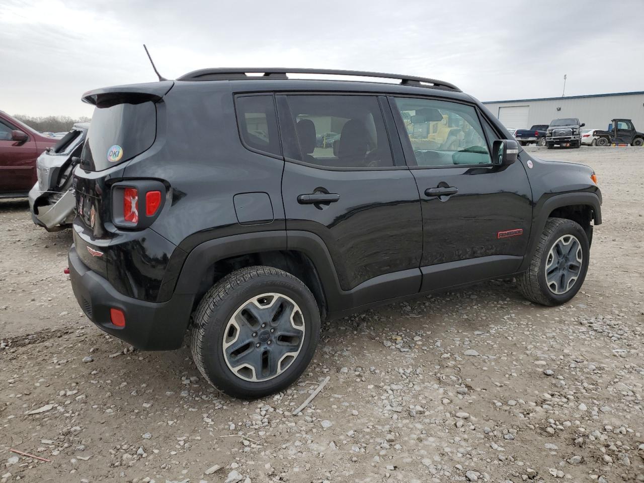 2016 Jeep Renegade - Image 3