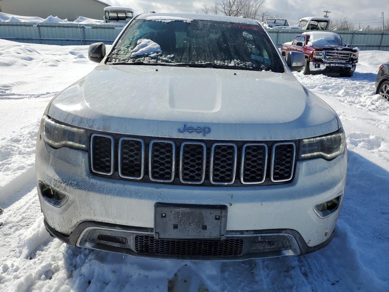 2019 Jeep Grand Cherokee - Image 5