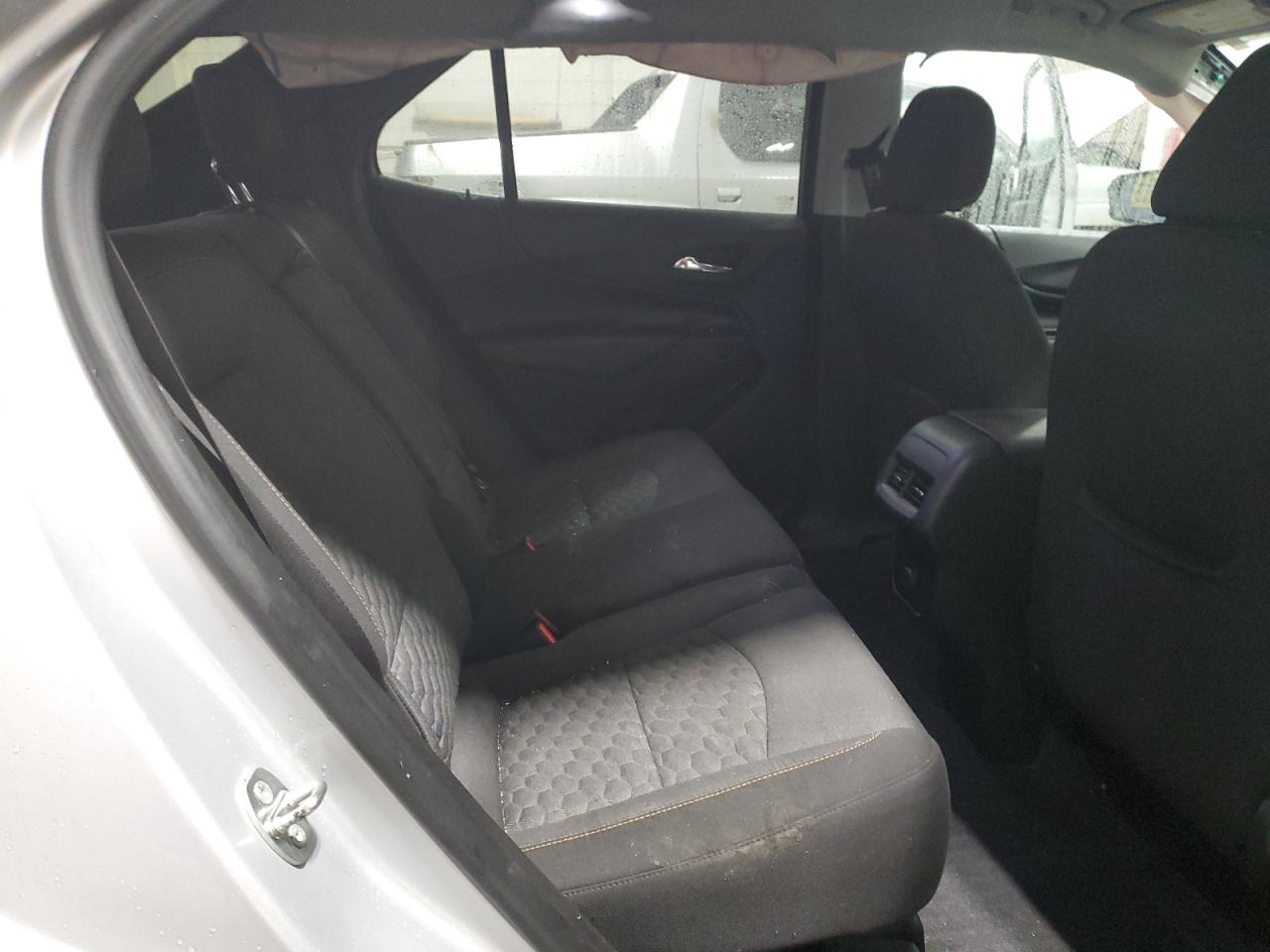 2GNAXSEV0J6350700 CHEVROLET EQUINOX 2018