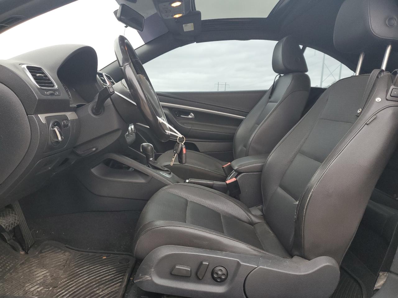 2014 Volkswagen Eos - Image 7