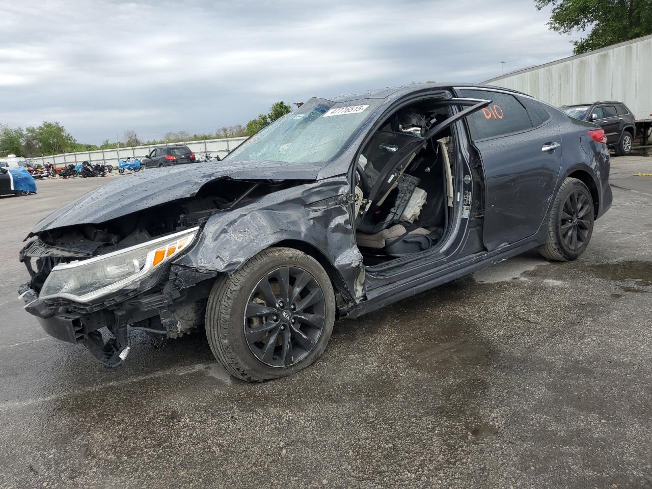 2017 Kia Optima - Image 1