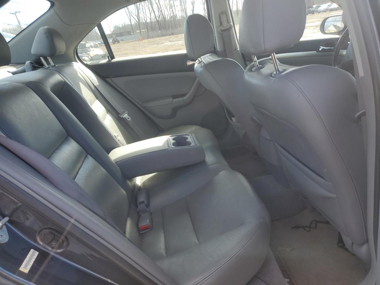 2004 Acura TSX - Image 10
