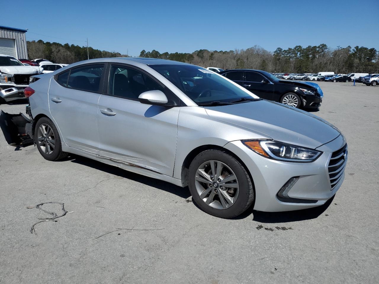 2018 Hyundai Elantra - Image 4
