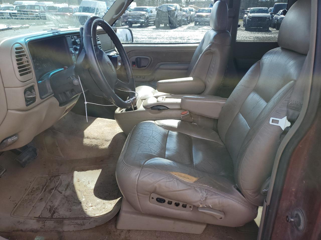 1998 Chevrolet GMT-400 - Image 7