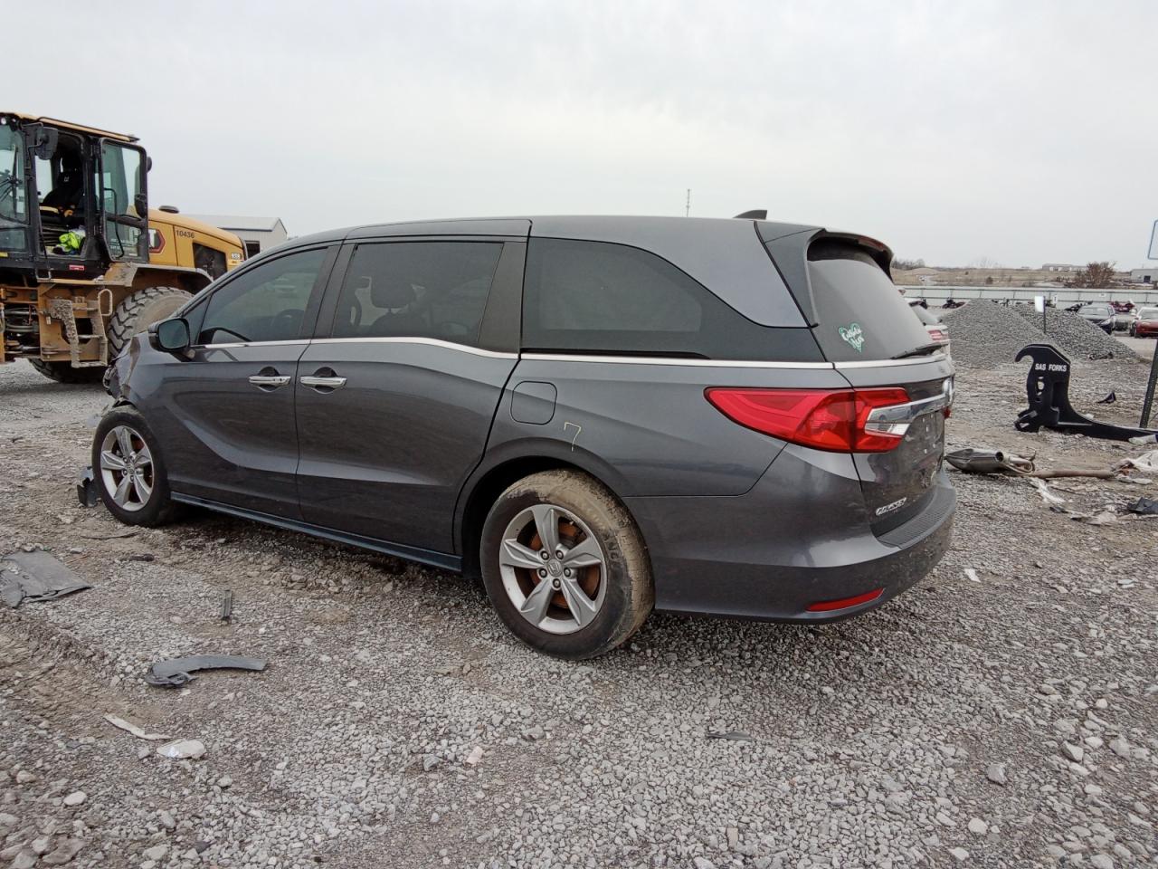 2018 Honda Odyssey - Image 2