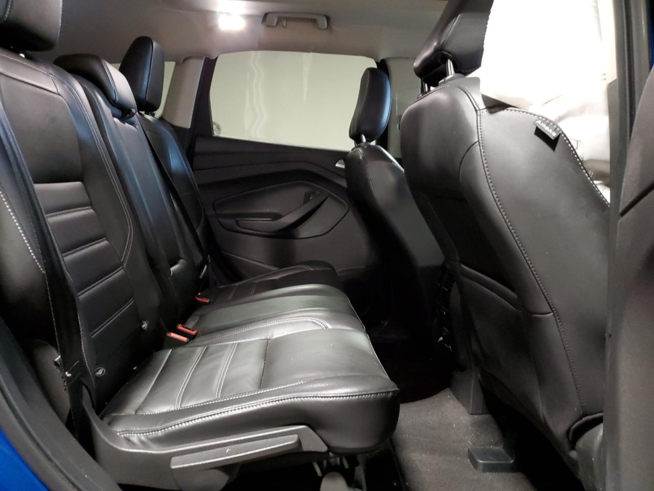 1FMCU9HD3JUD49348 FORD ESCAPE 2018