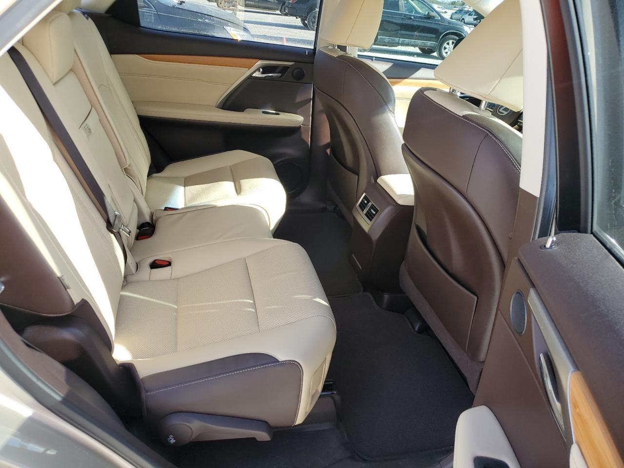 2018 Lexus RX - Image 11