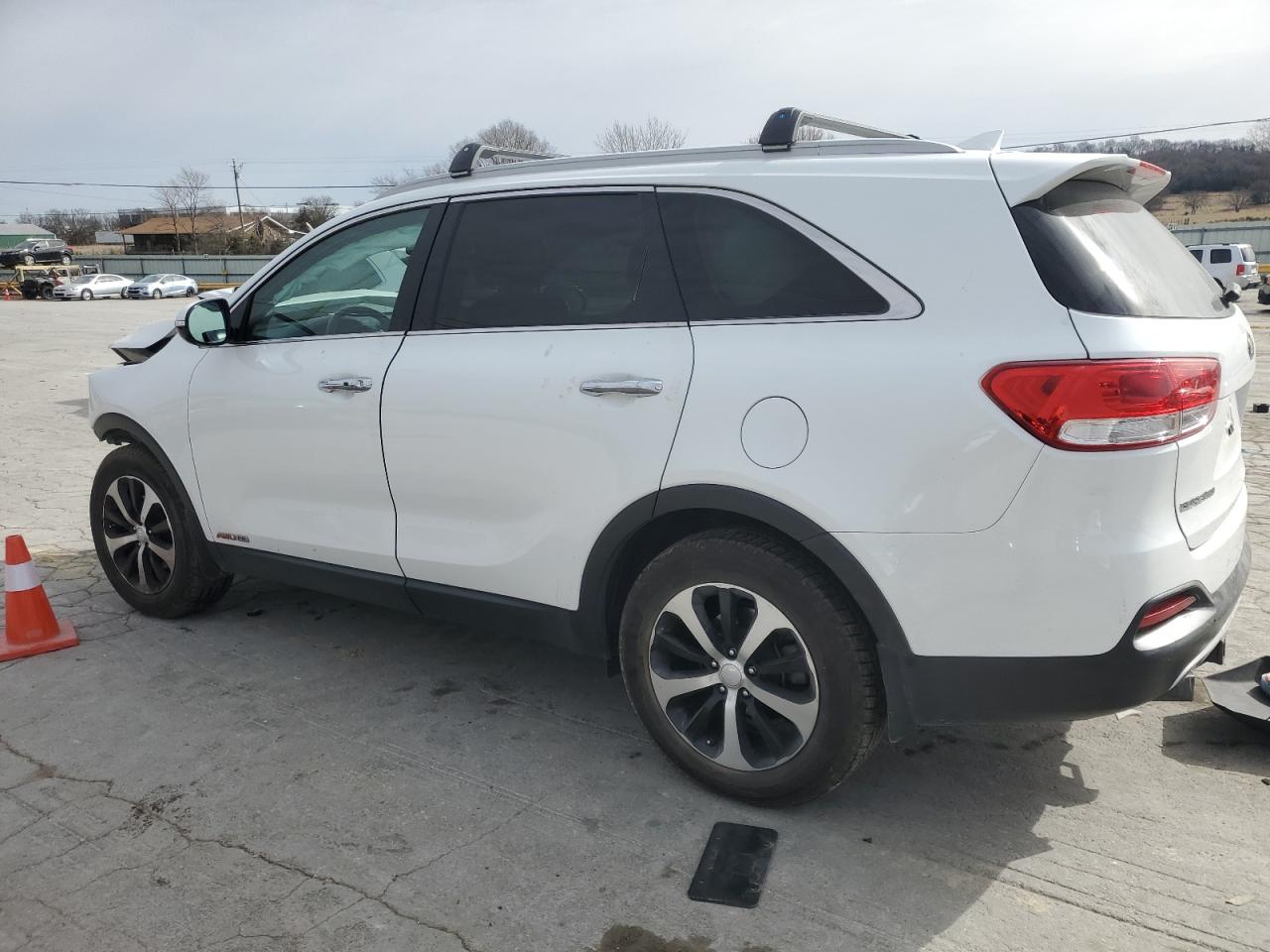 2017 Kia Sorento - Image 2