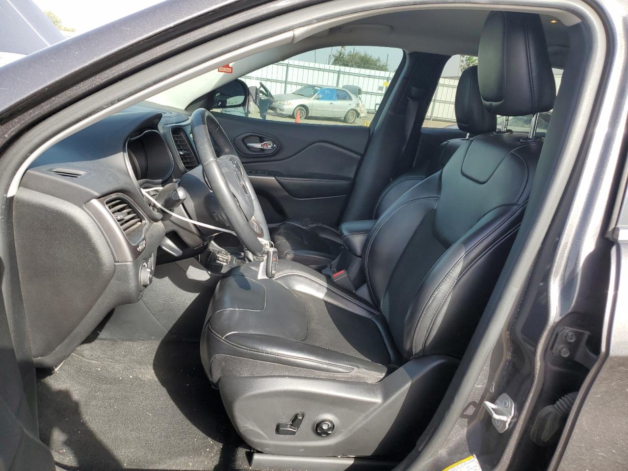 2020 Jeep Grand Cherokee - Image 7