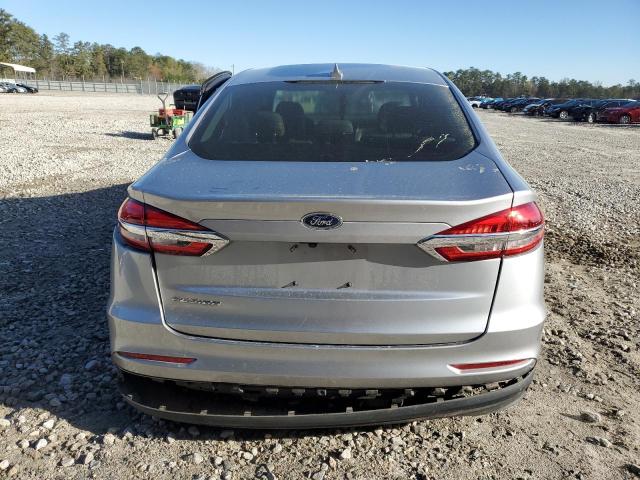  FORD FUSION 2020 Srebrny