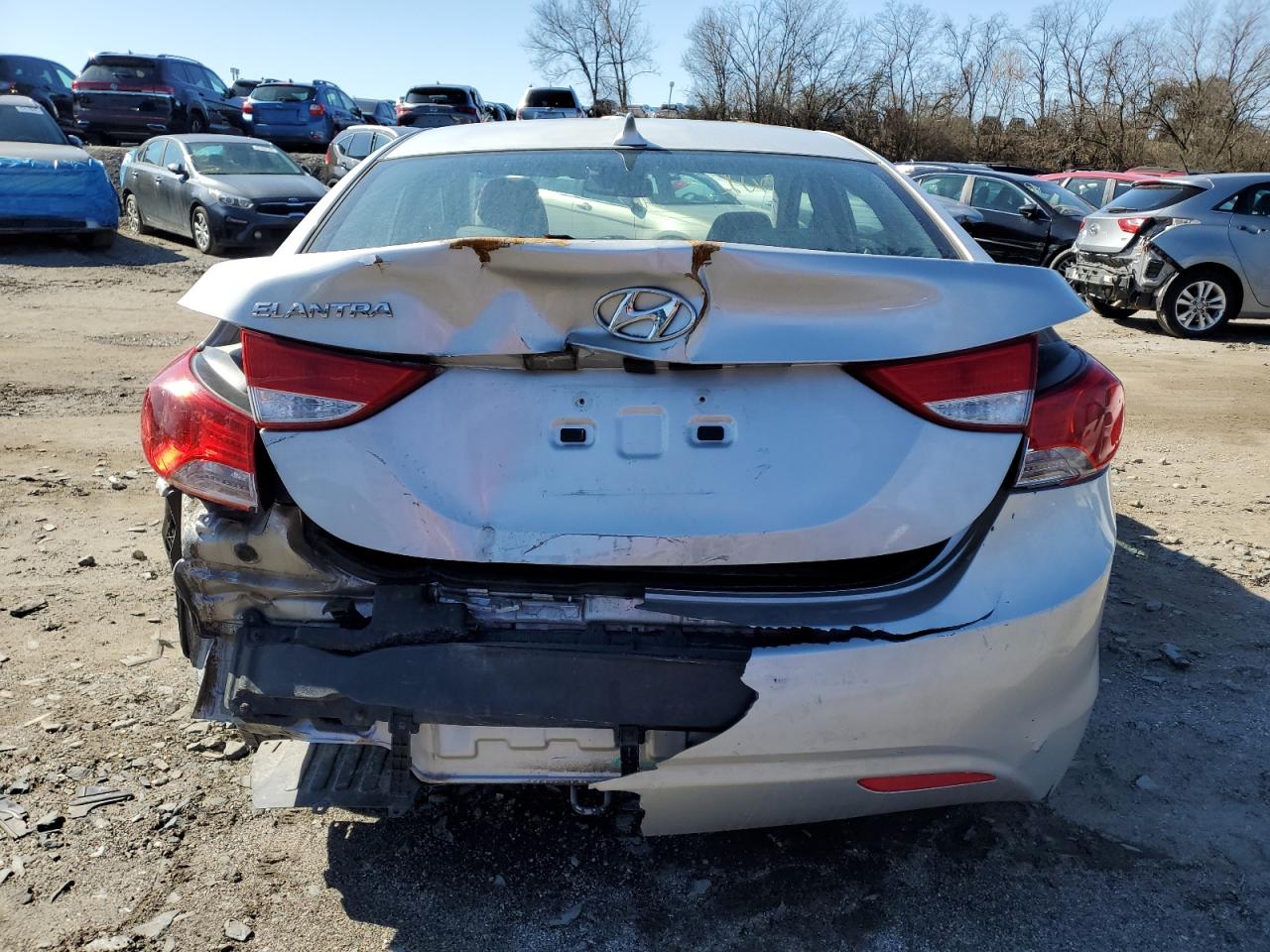 2013 Hyundai Elantra - Image 6