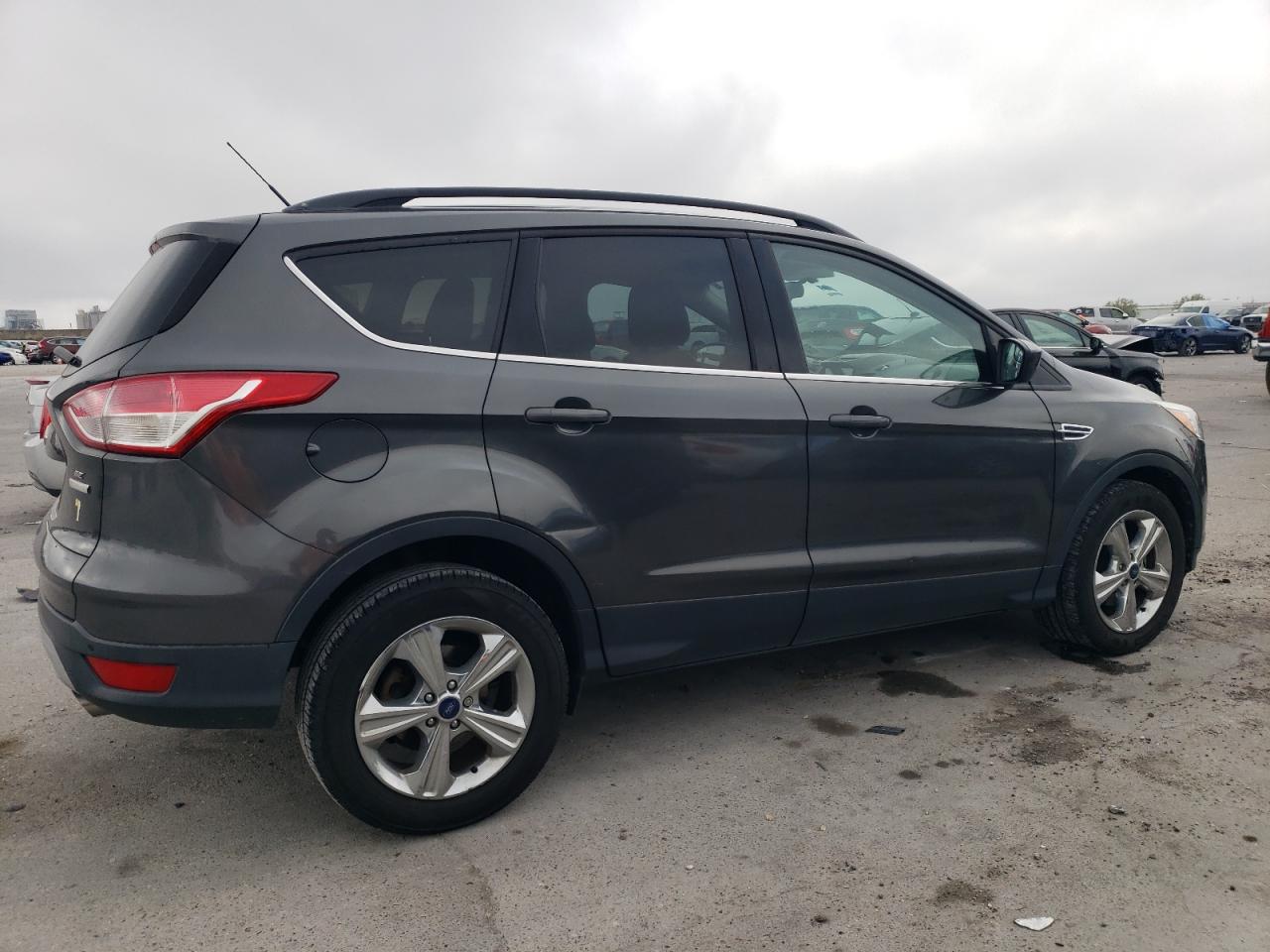 1FMCU0GX5GUA96288 FORD ESCAPE 2016