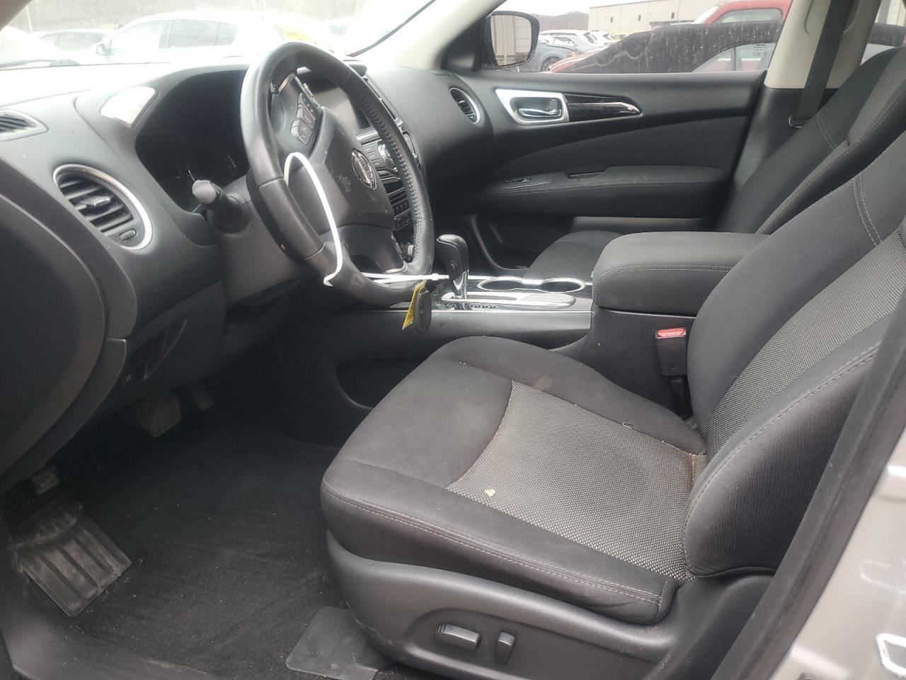 2017 Nissan Pathfinder - Image 7