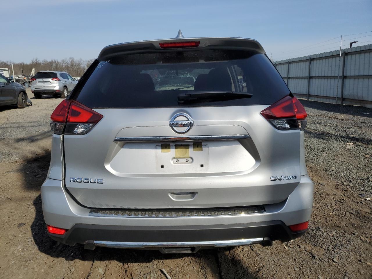 JN8AT2MV5JW326912 NISSAN ROGUE 2018