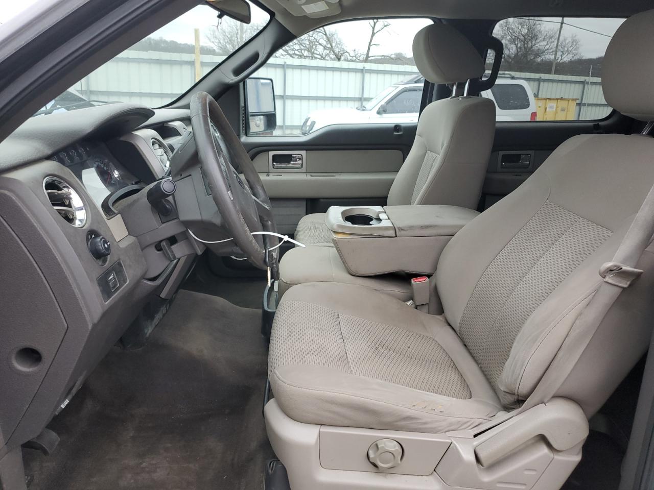 2010 Ford F-150 - Image 7