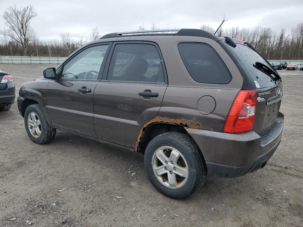 2009 Kia Sportage - Image 2