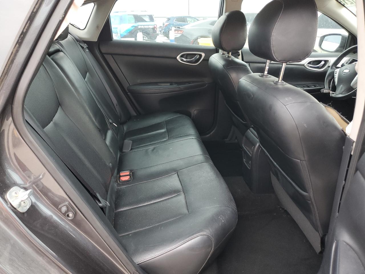 2015 Nissan Sentra - Image 10