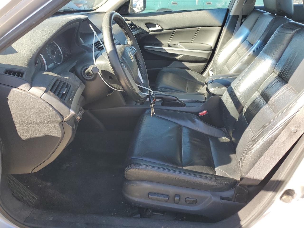 2009 Honda Accord - Image 7
