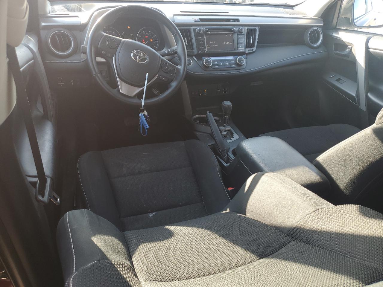 2018 Toyota RAV 4 - Image 8