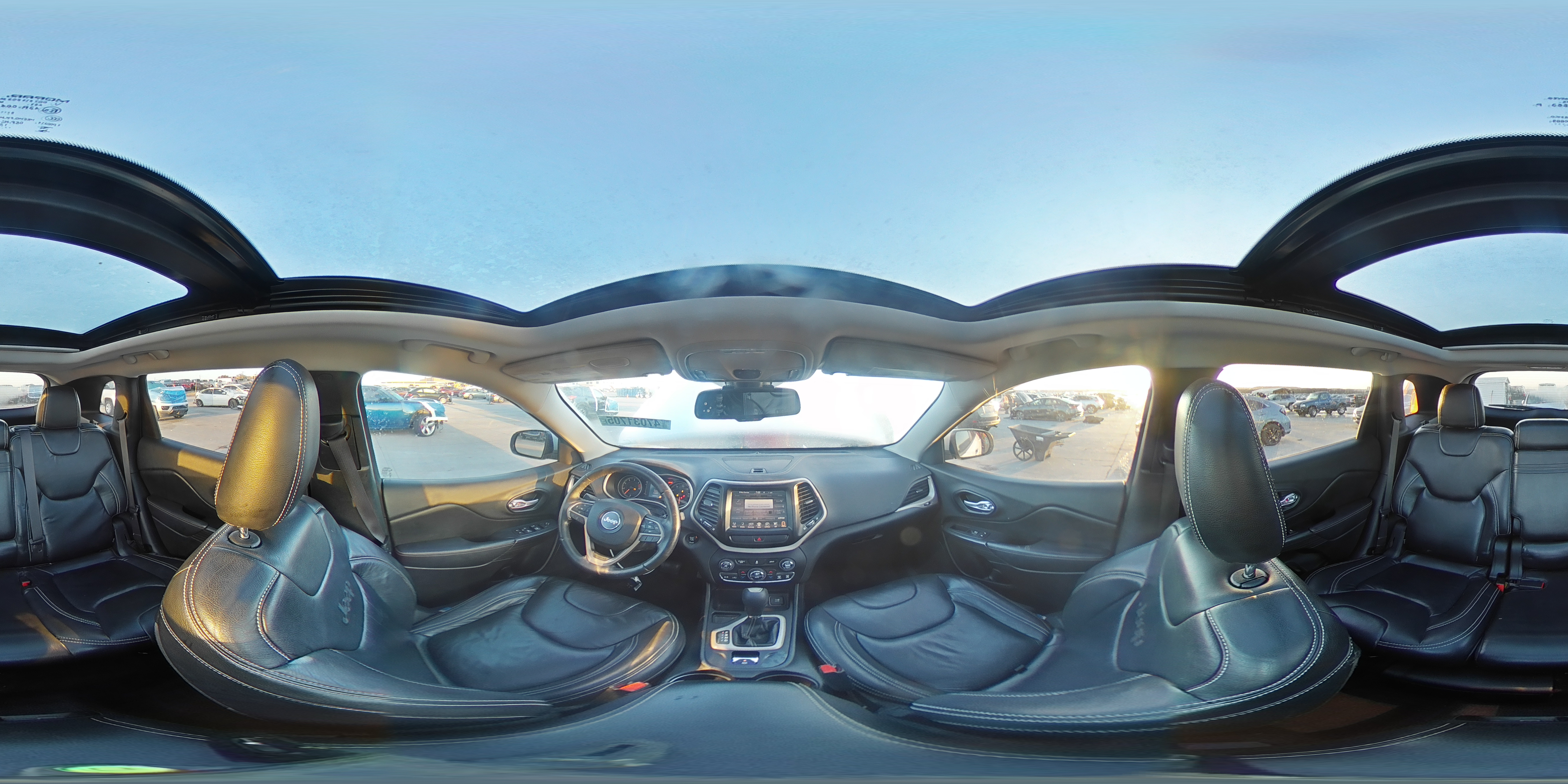 2016 Jeep Grand Cherokee - Image 16