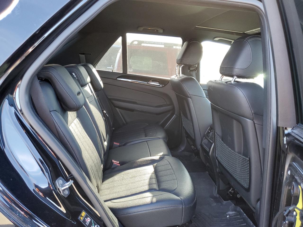 2018 Mercedes-Benz GLE - Image 11