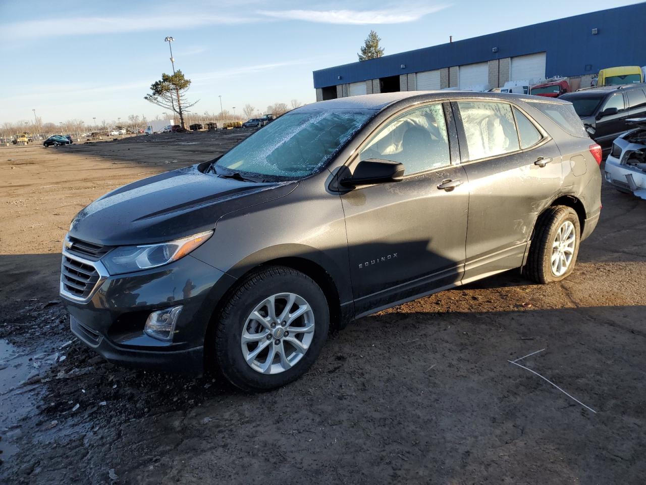 2GNAXREV5J6123088 CHEVROLET EQUINOX 2018