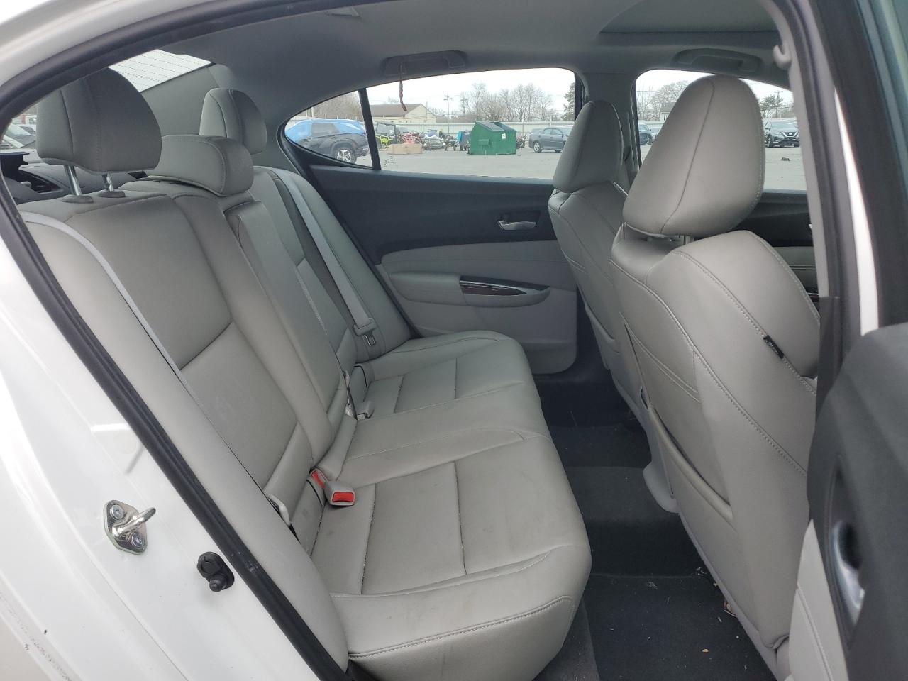 2016 Acura TLX - Image 10