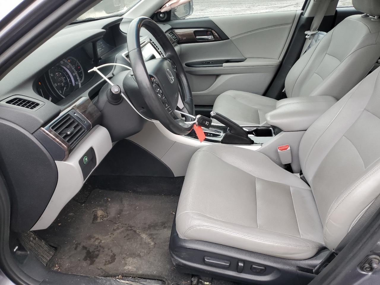 1HGCR3F85GA027329 HONDA ACCORD 2016