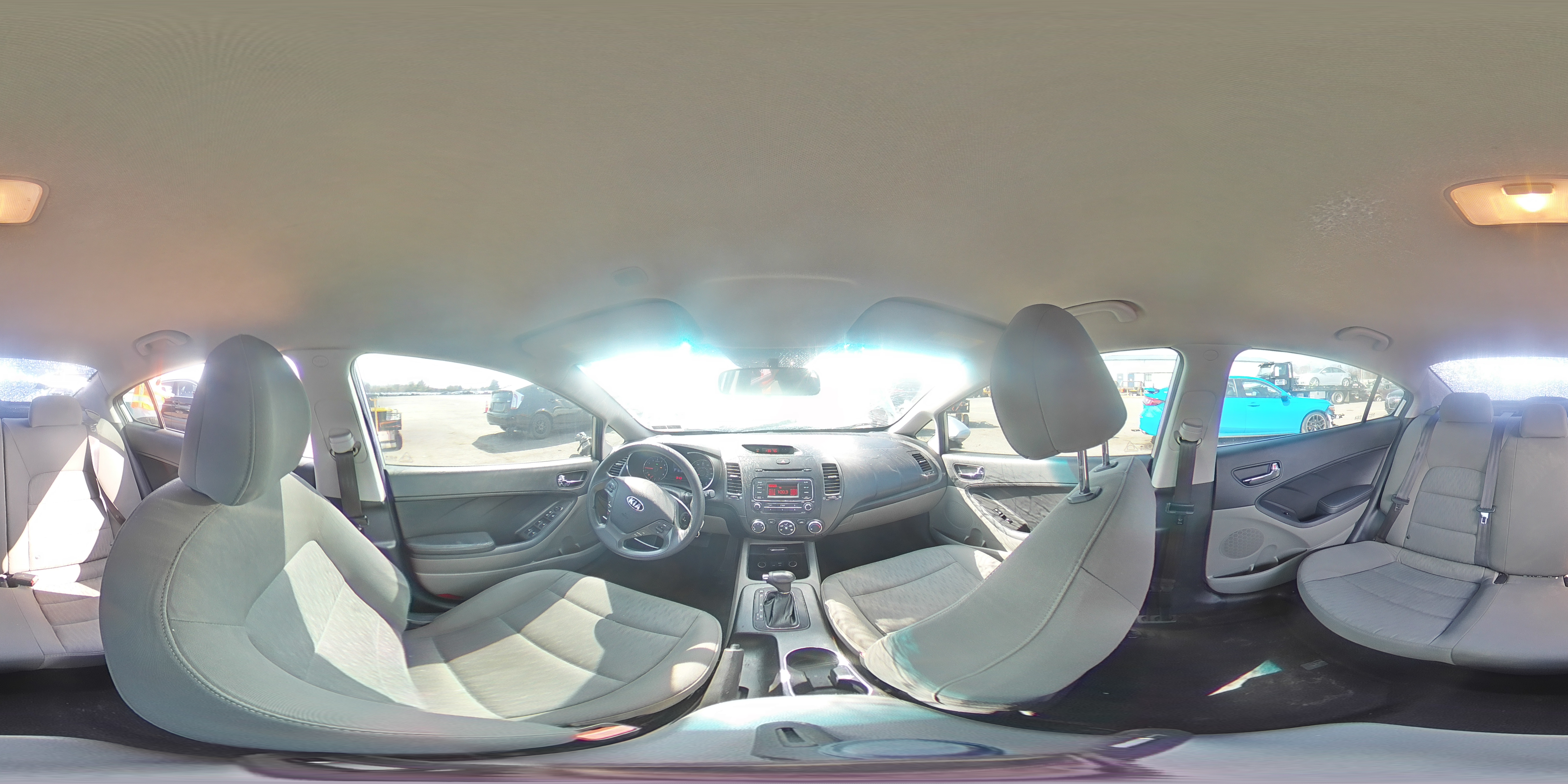 2016 Kia Forte - Image 13