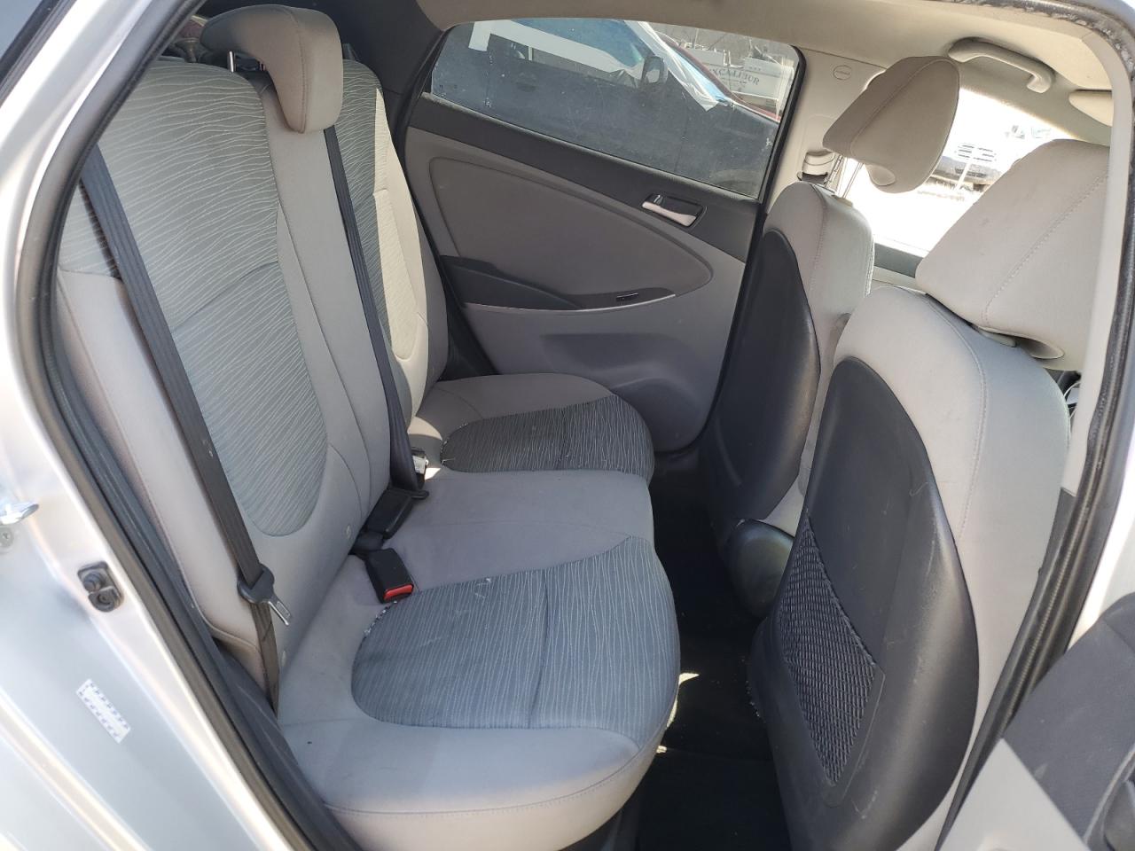 2016 Hyundai Accent - Image 10