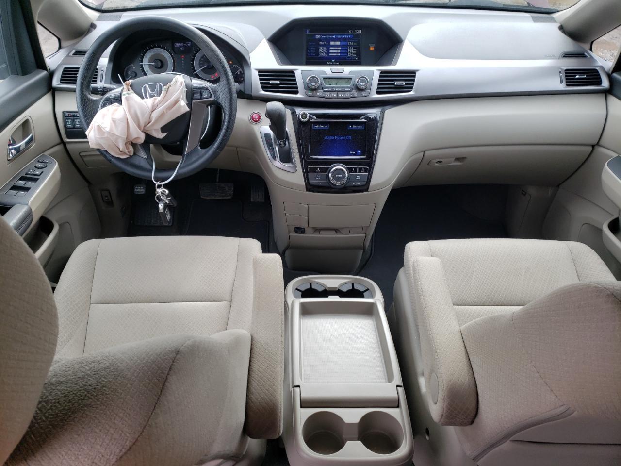 2017 Honda Odyssey - Image 8