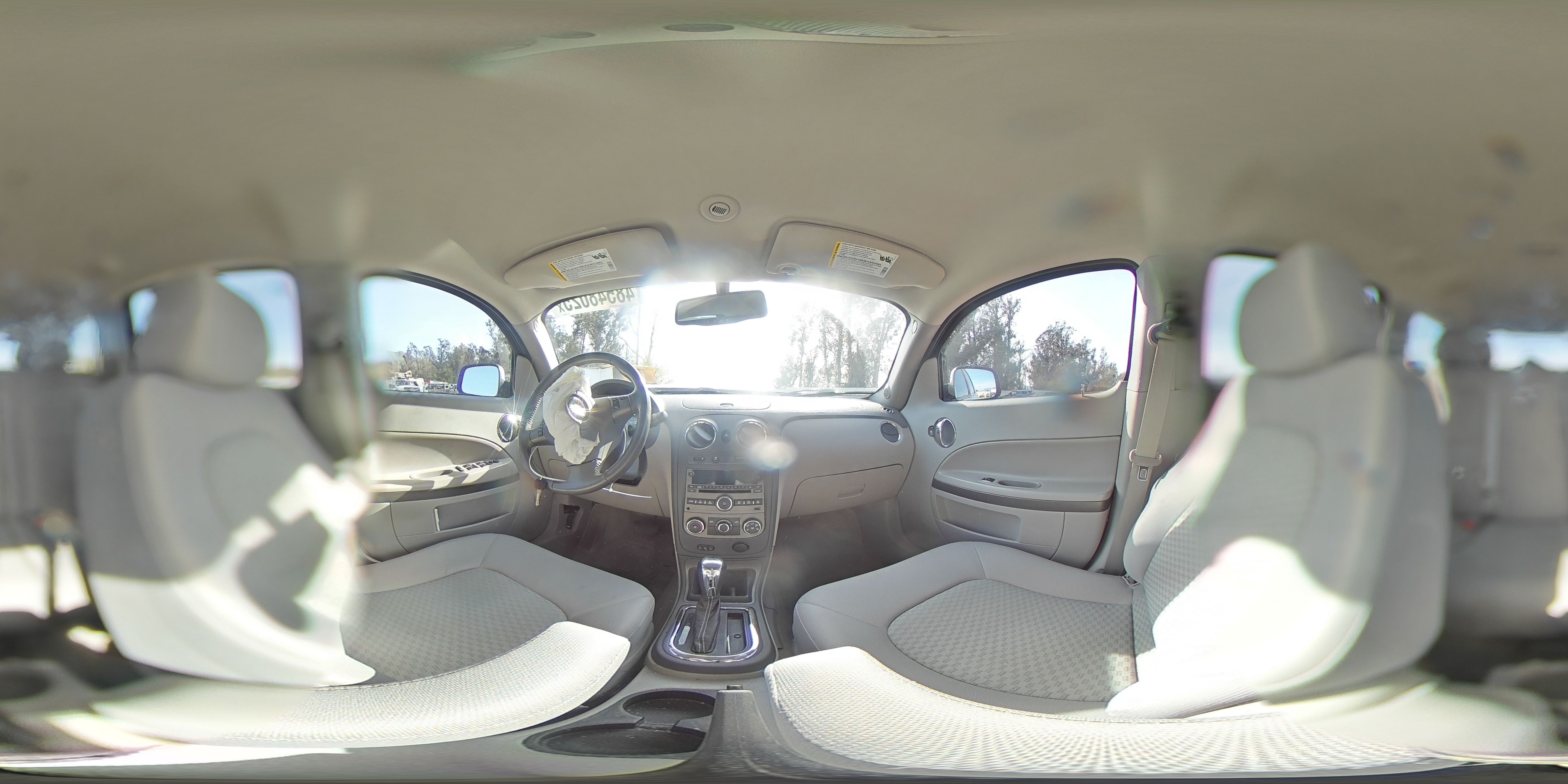 2011 Chevrolet HHR - Image 13