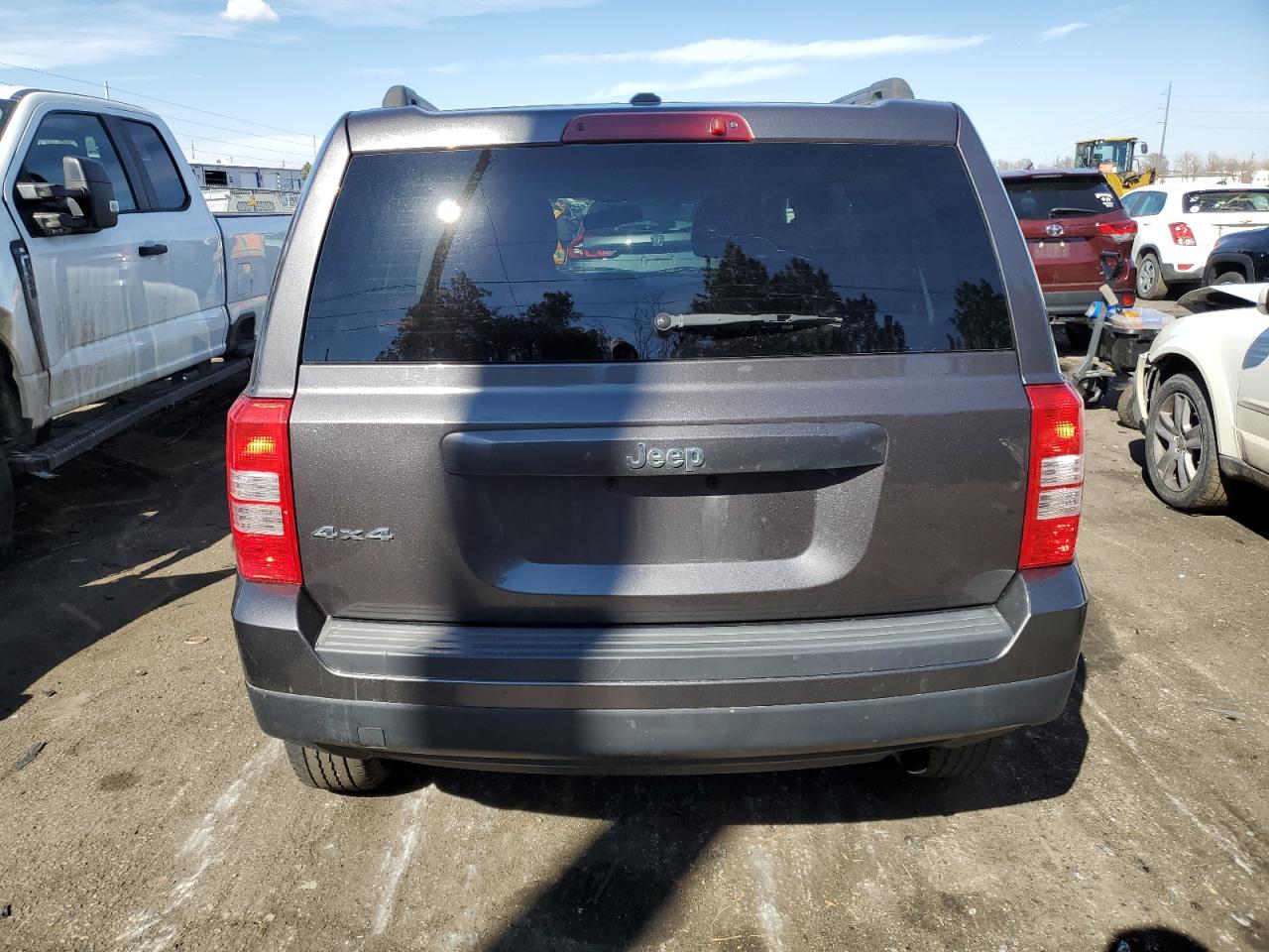 2017 Jeep Liberty (Patriot) - Image 6