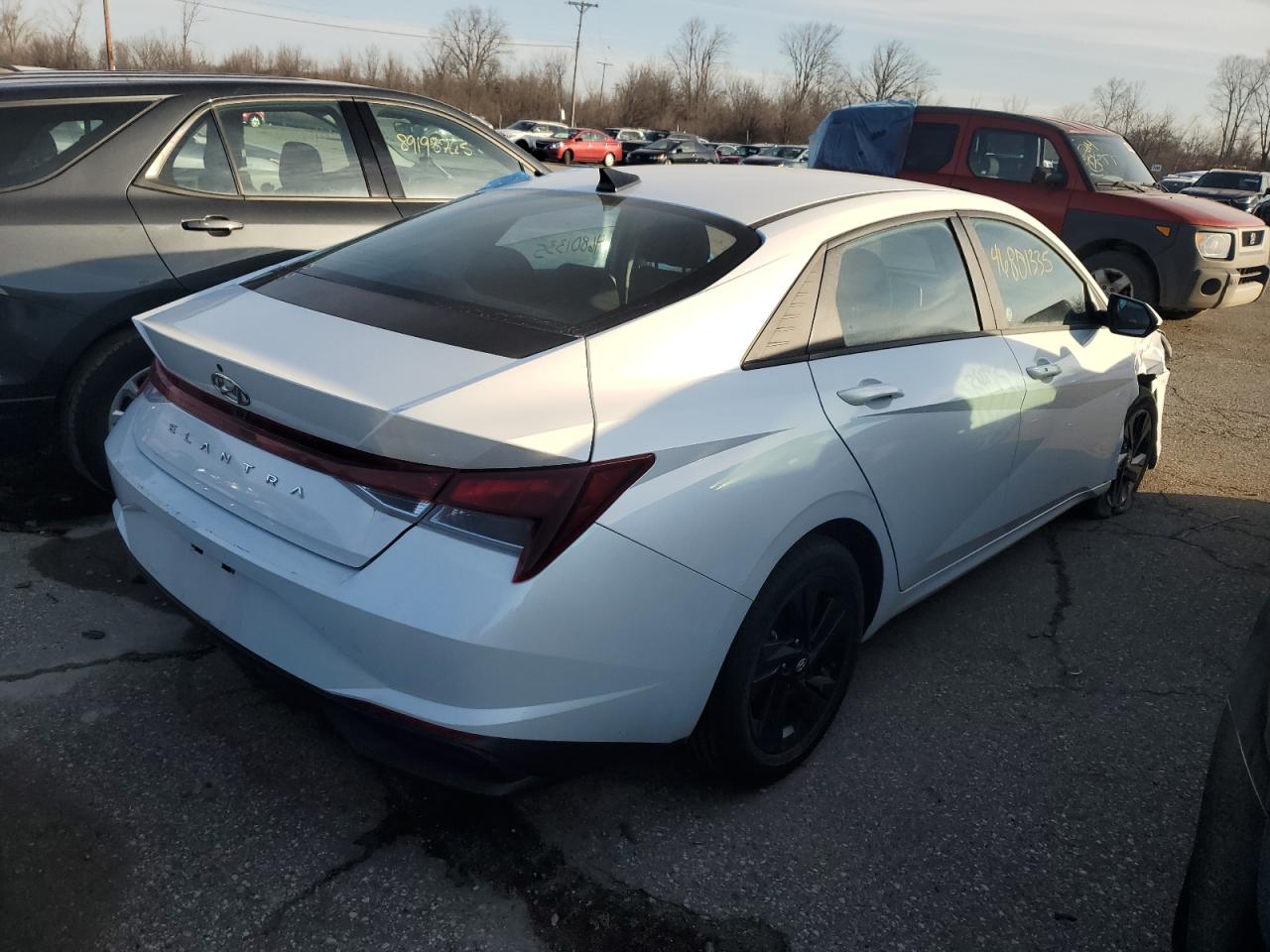 2021 Hyundai Elantra - Image 3