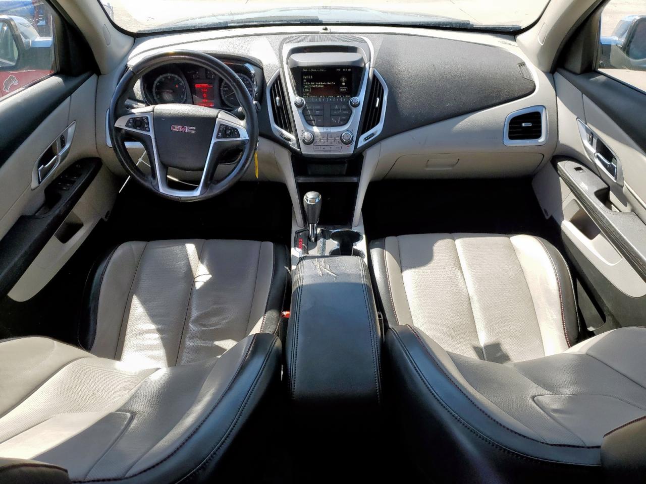 2017 GMC Terrain - Image 8