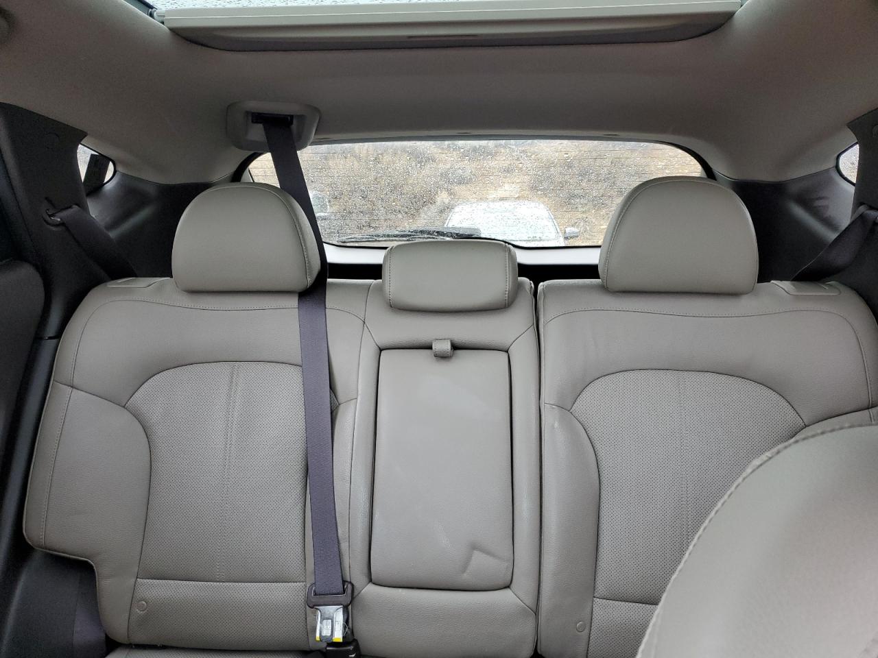 2015 Hyundai Tucson - Image 10