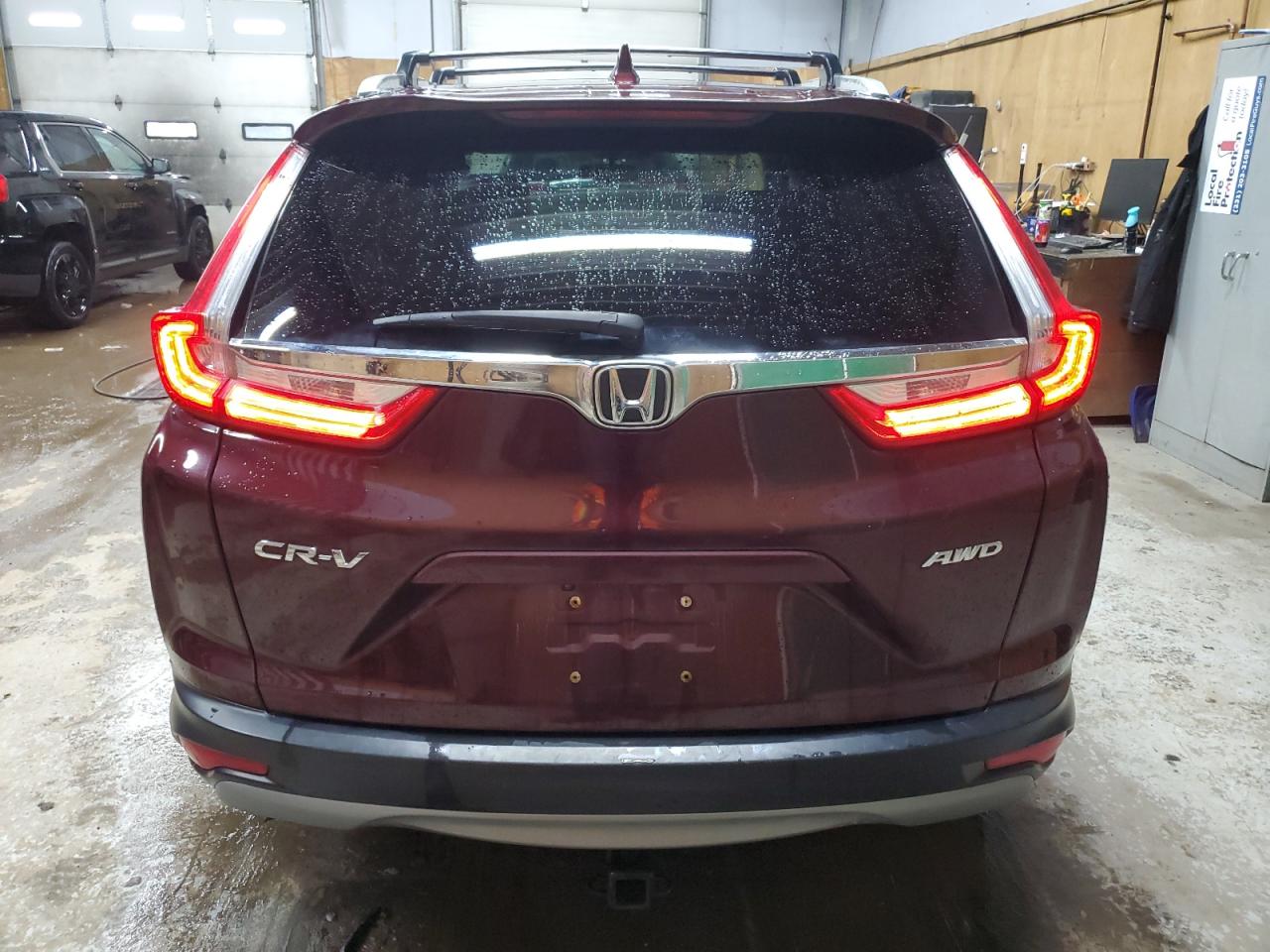 7FARW2H53JE054272 HONDA CRV 2018