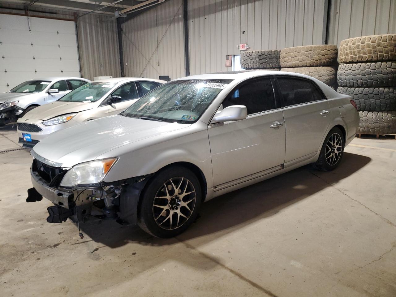 West Mifflin, PA에서 판매 중인 2008 Toyota Avalon Xl - Front End