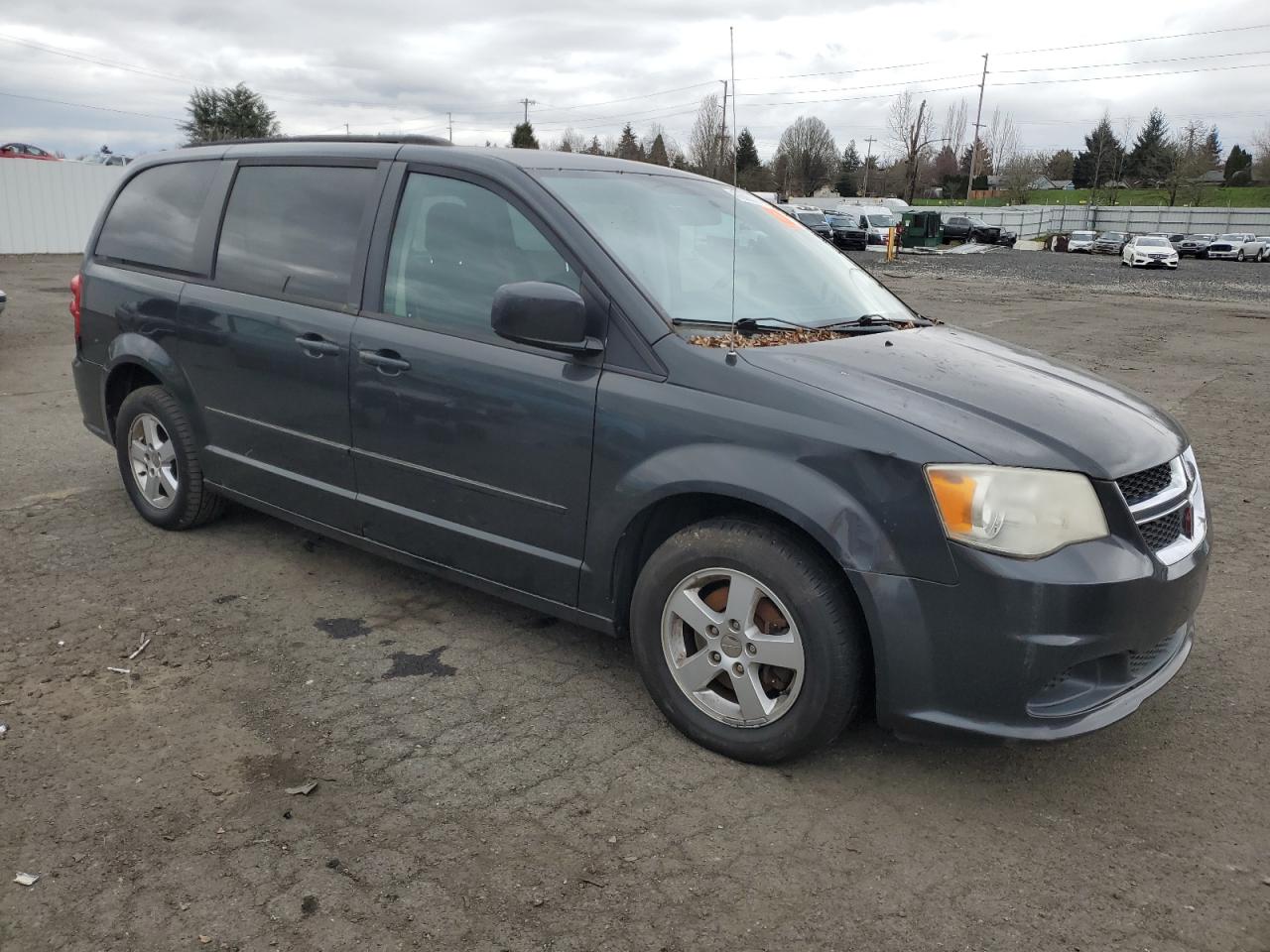 2012 Dodge Caravan - Image 4