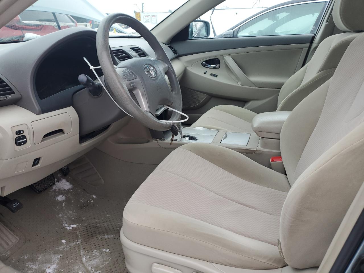 2010 Toyota Camry - Image 7
