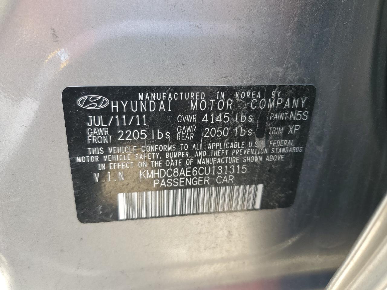 2012 Hyundai Elantra - Image 13