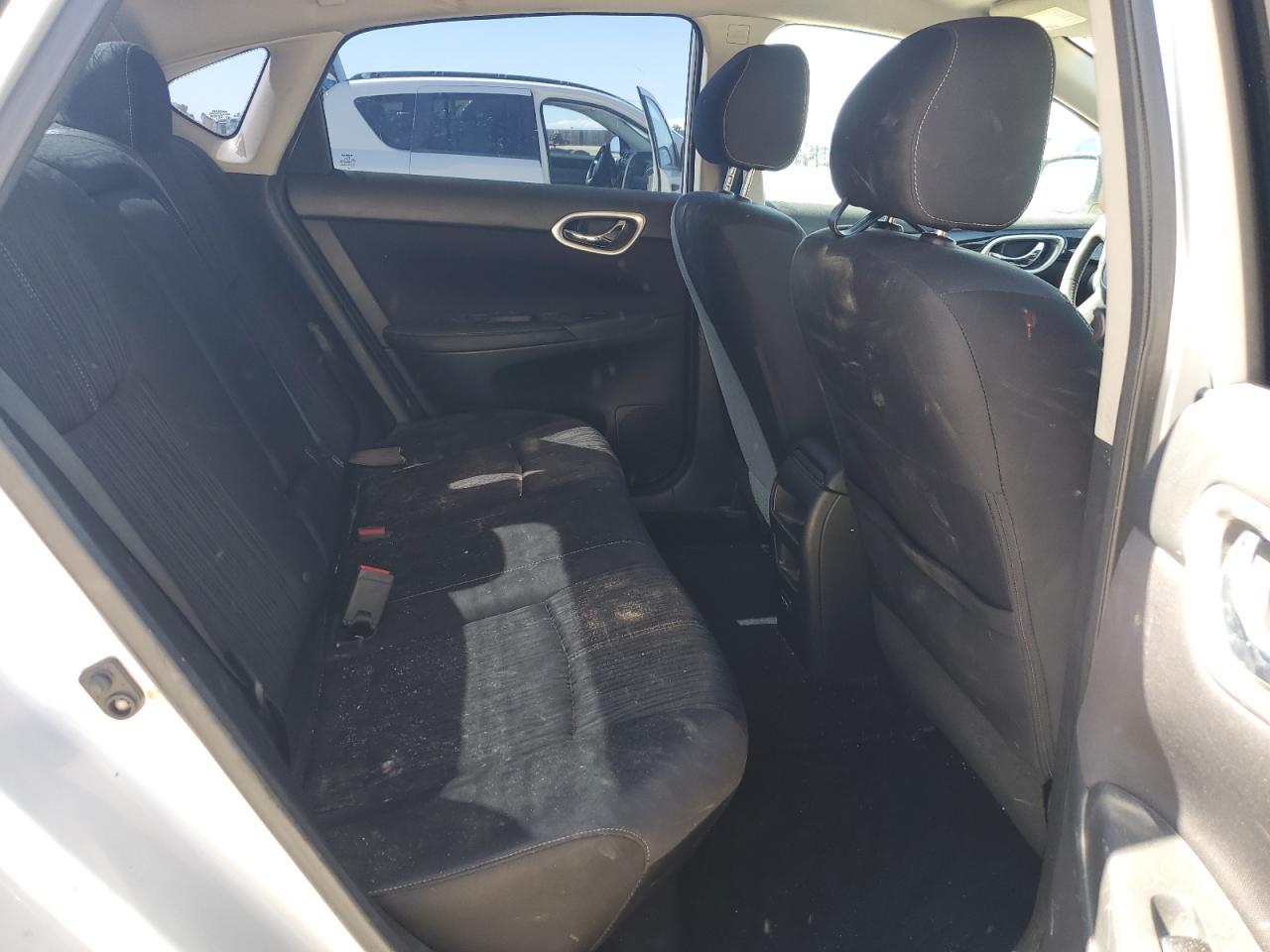 3N1AB7AP4JL660858 NISSAN SENTRA 2018