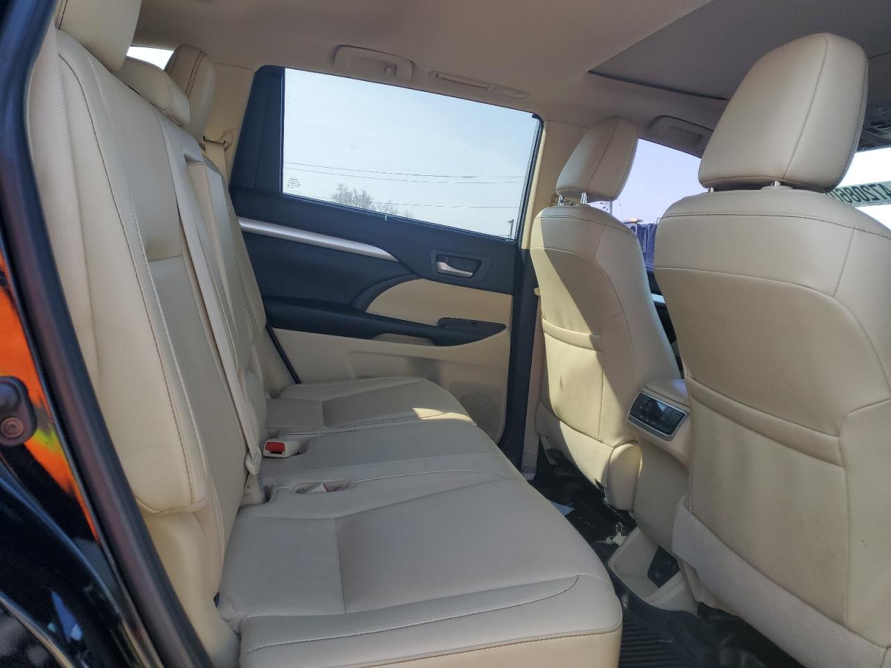 5TDJZRFH9KS577427 TOYOTA HIGHLANDER 2019