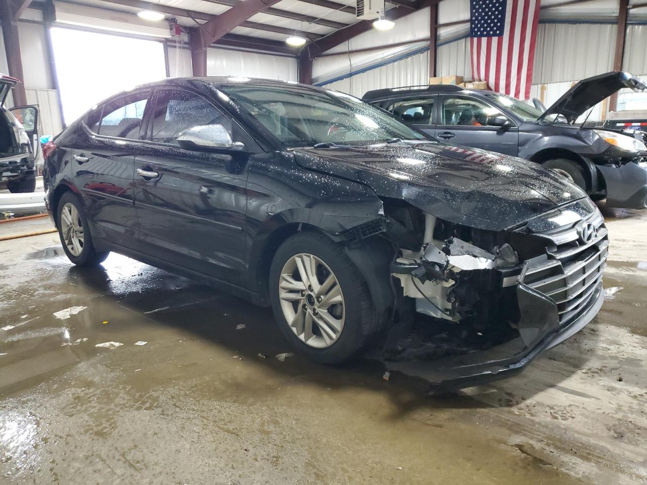 2019 Hyundai Elantra - Image 4